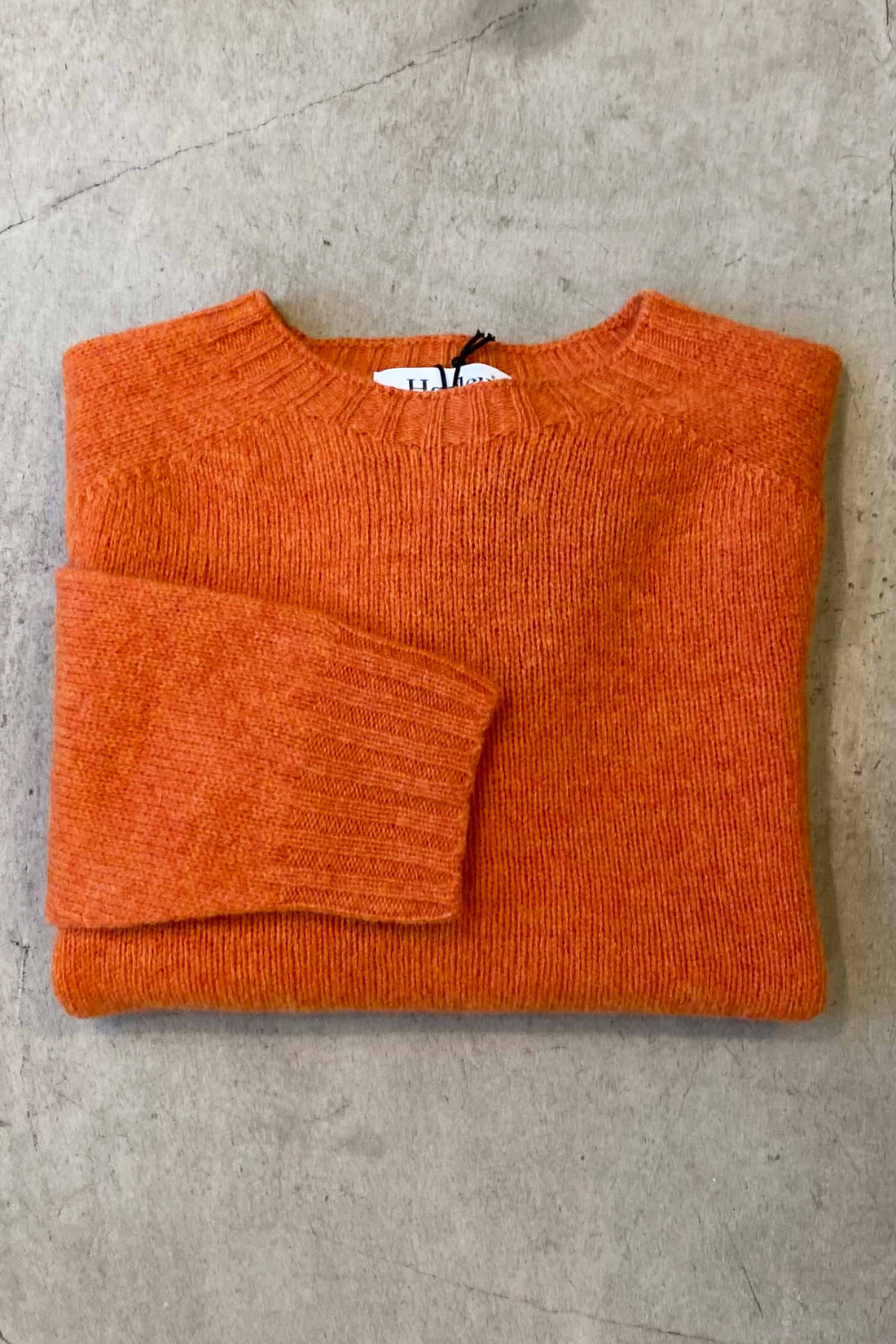 Lambswool crew-neck satsuma