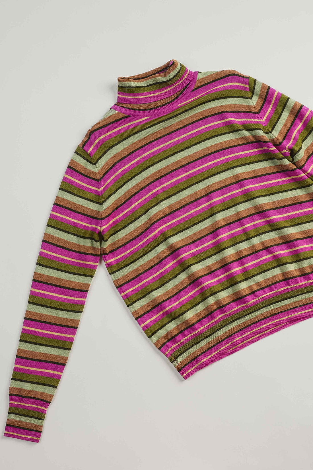 Berry striped turtleneck