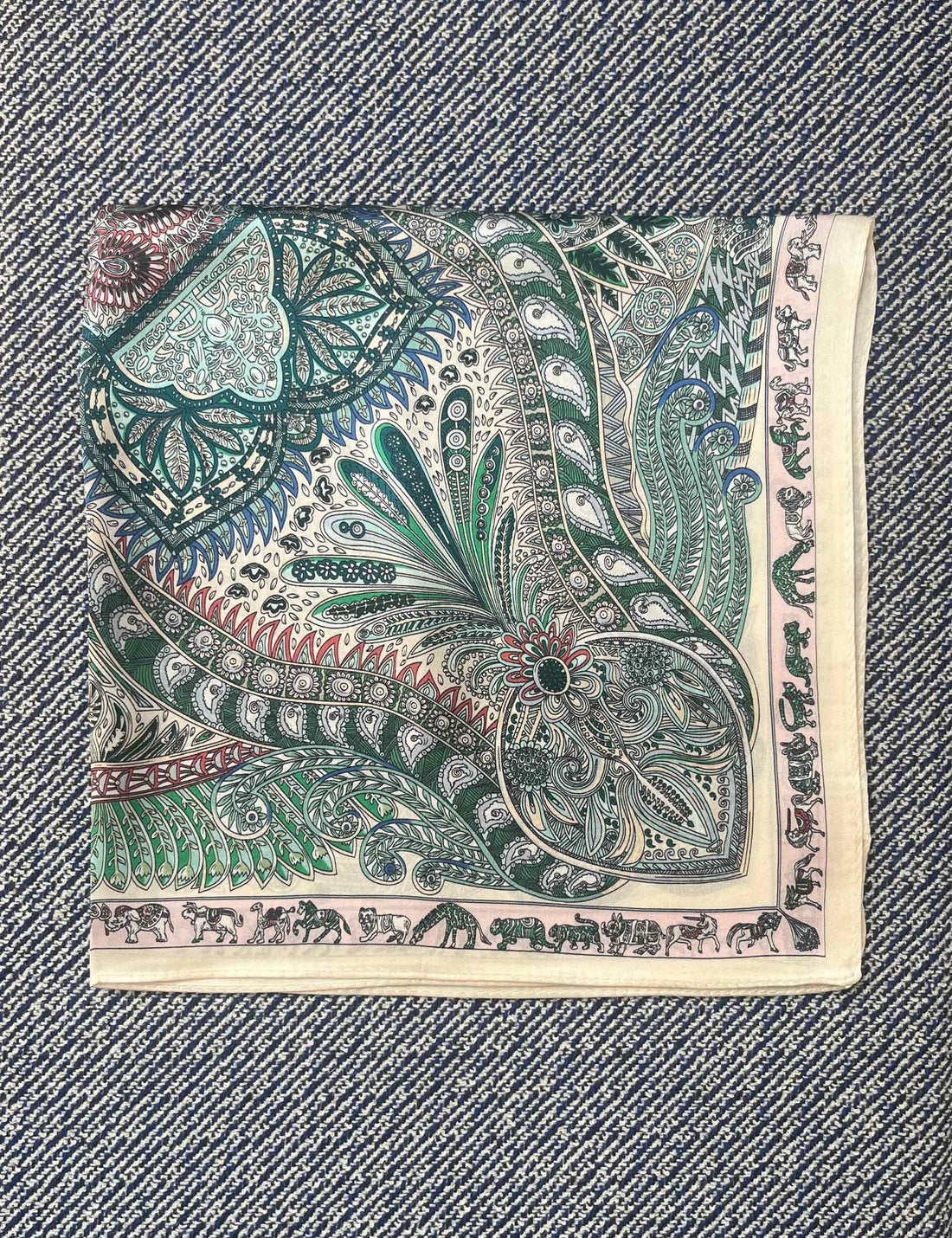Silk scarf green/blue paisley
