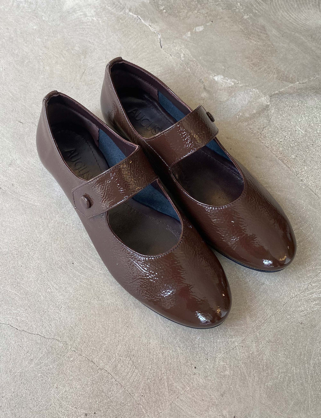 Greta mary janes black patent leather
