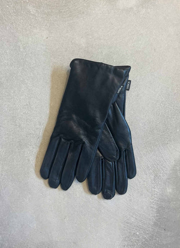 Kvist leather gloves black