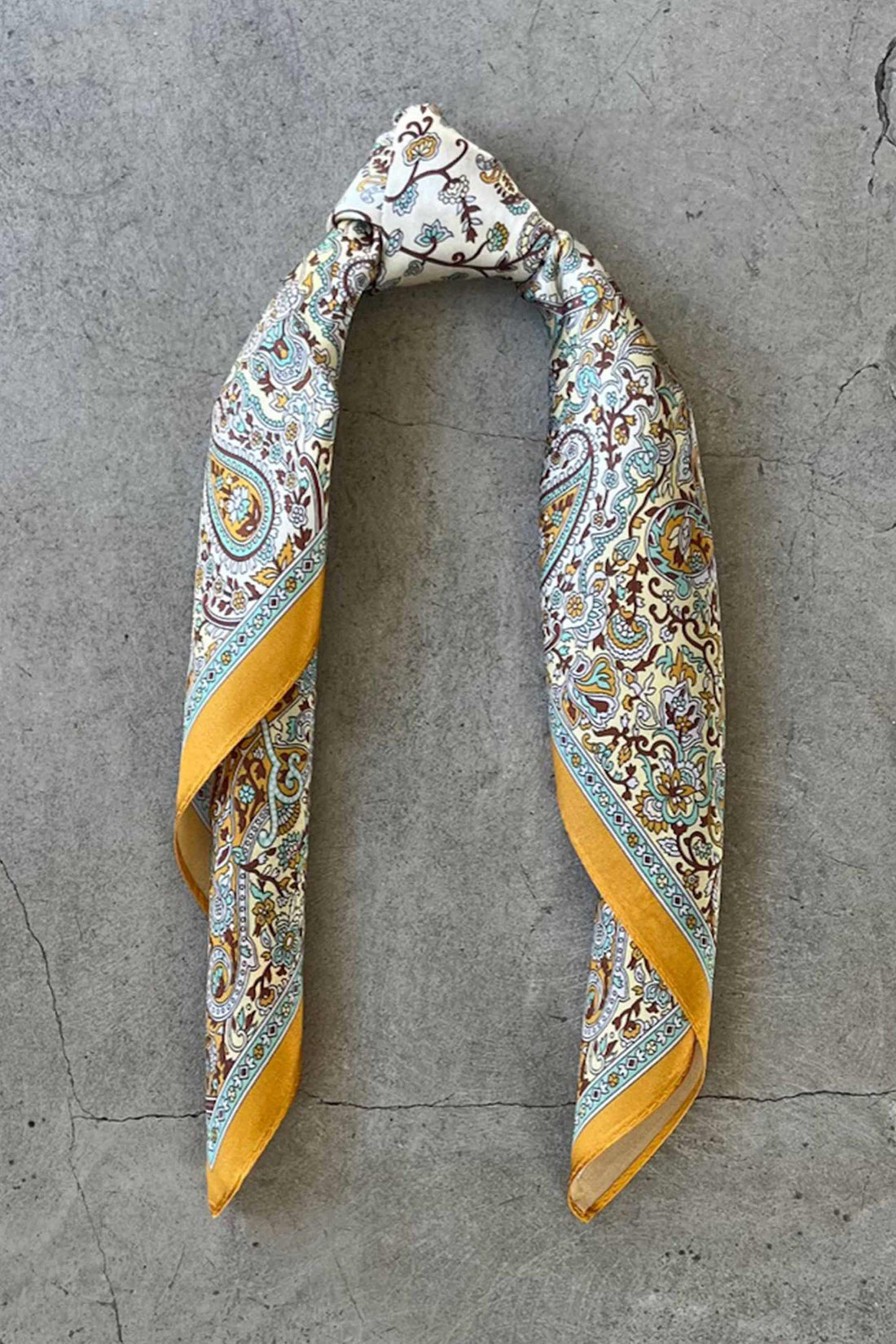 Silk scarf cream/yellow/mint paisley