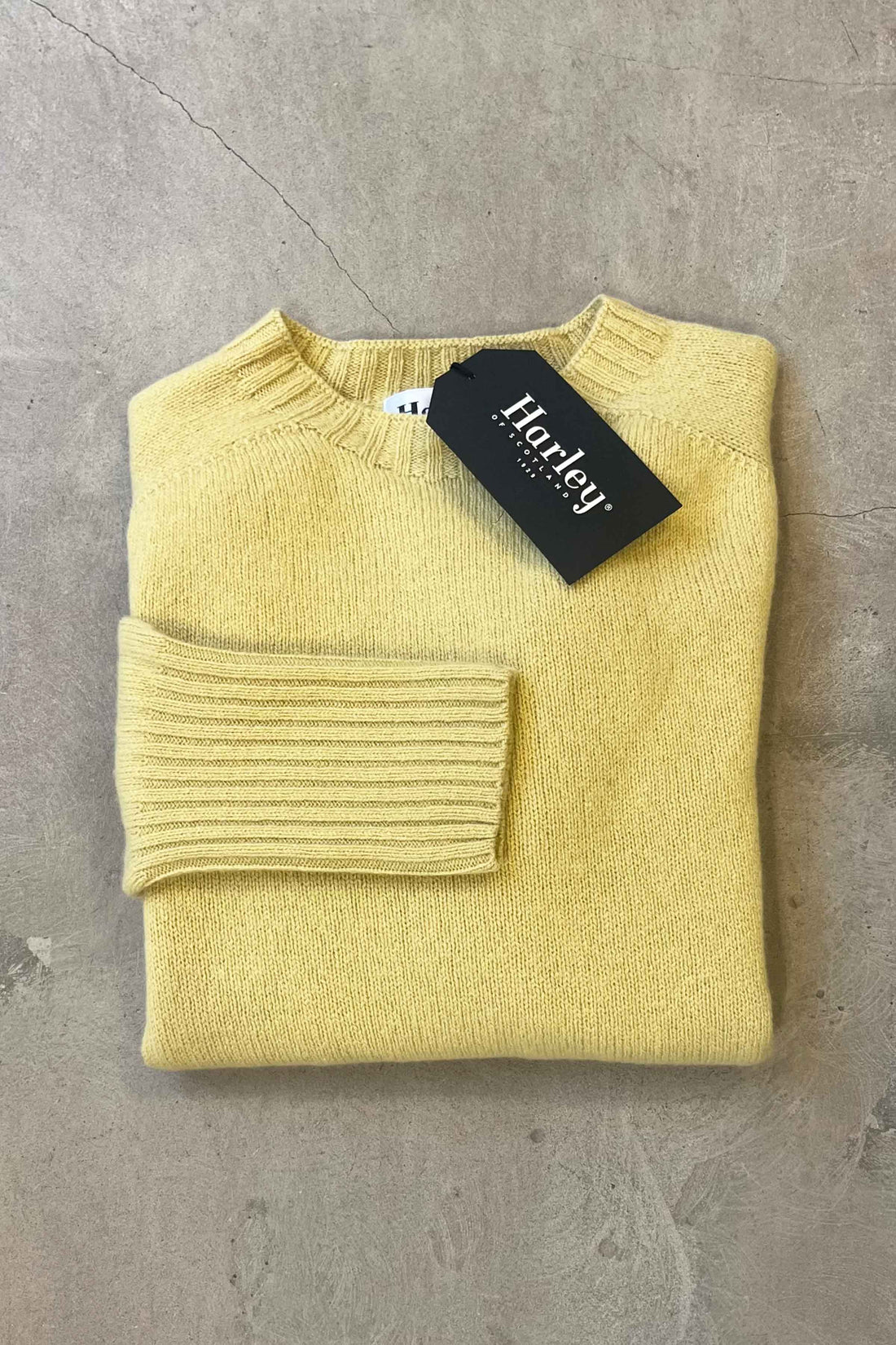 Superfine lambswool crew neck light yellow