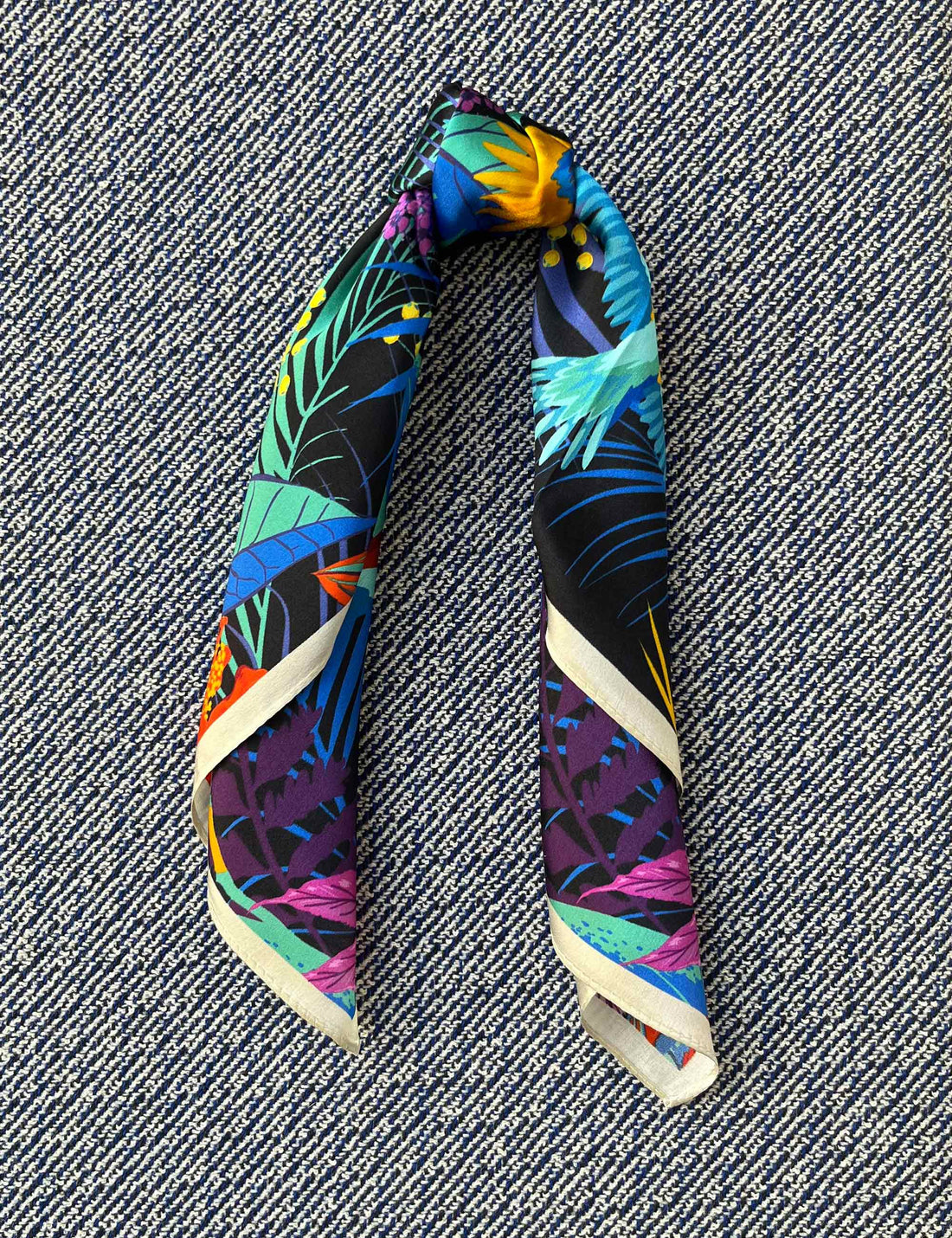 Silk scarf multi color parrot/flower