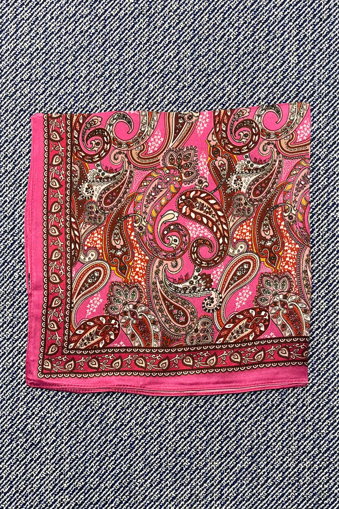 Silk scarf pink paisley
