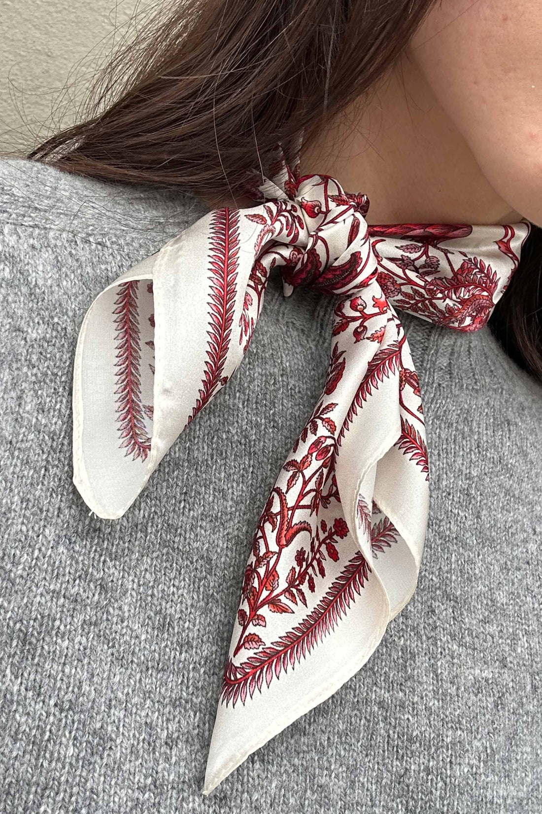 Silk scarf off white/red flowers/butterflies