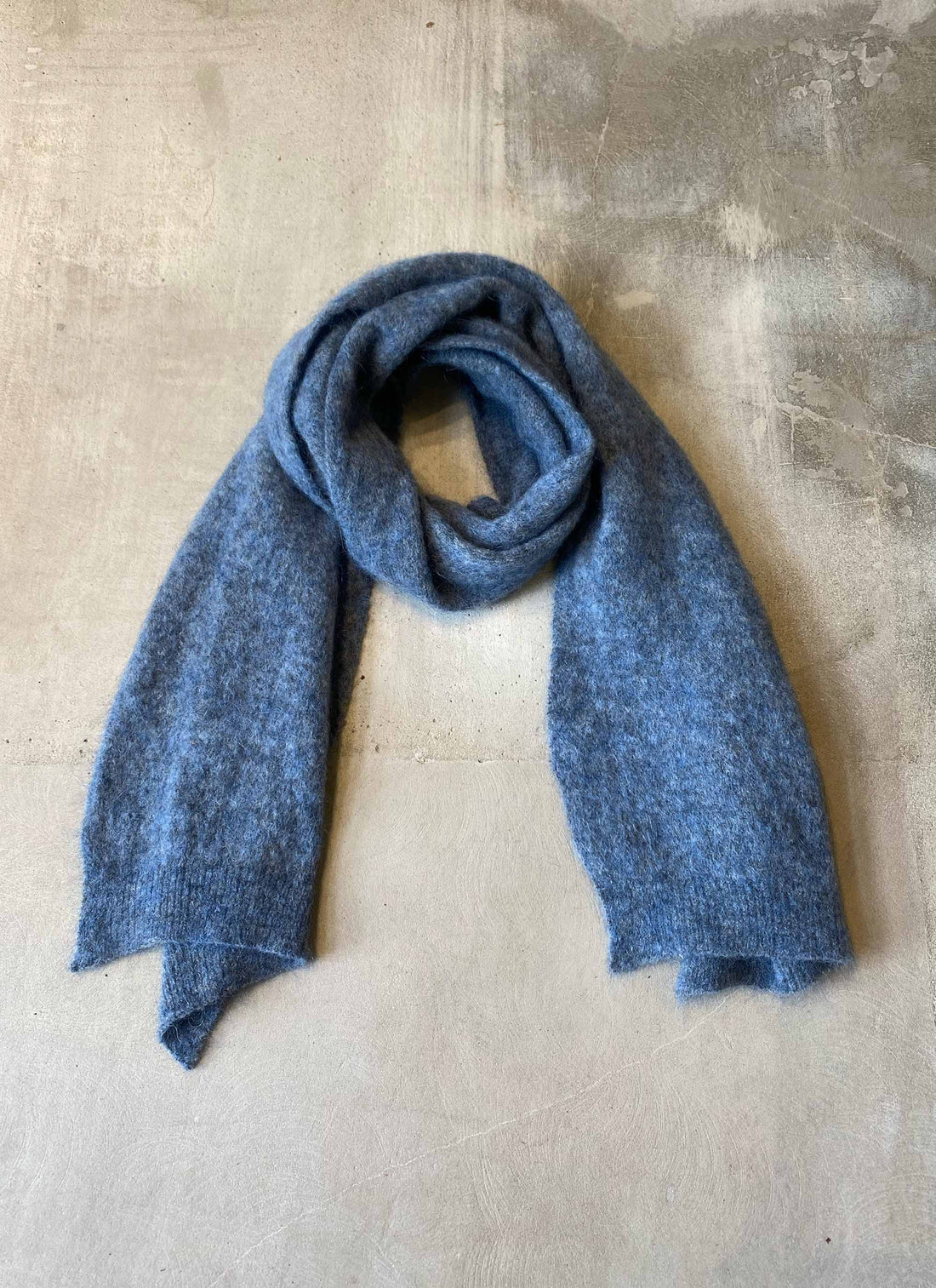 Nora scarf denim blue