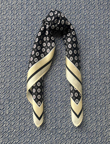 Silk scarf black/white graphic/cream