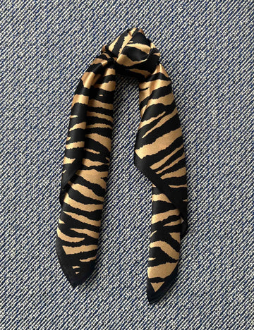 Silk scarf black/gold zebra print