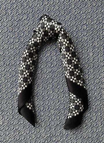 Silk scarf black/grey graphic