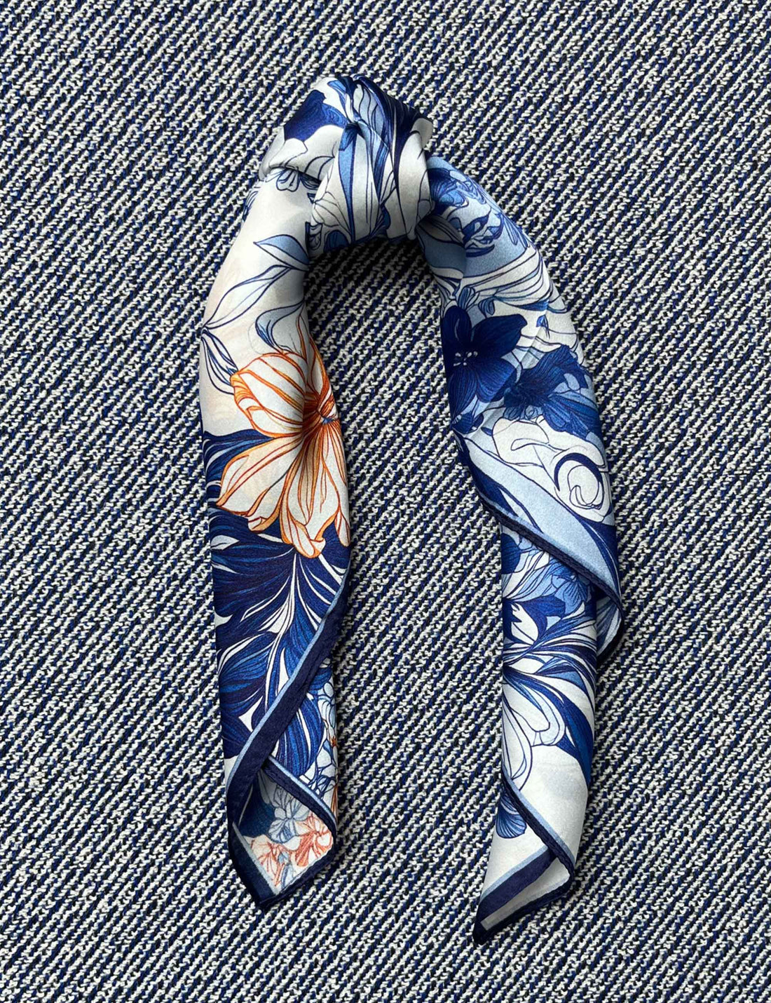 Silk scarf cream blue/orange flower