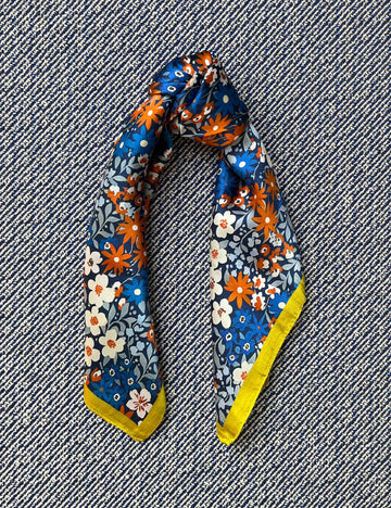 Silk scarf blue/rust/light blue flower