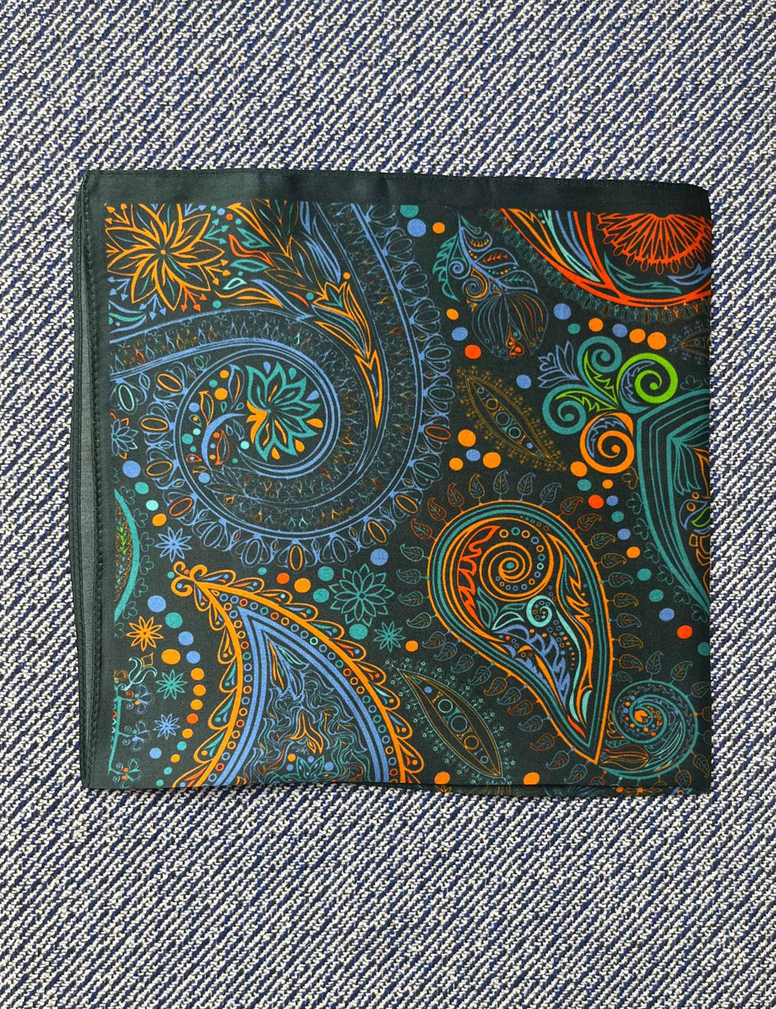 Silk scarf bottle green/orange/blue paisley