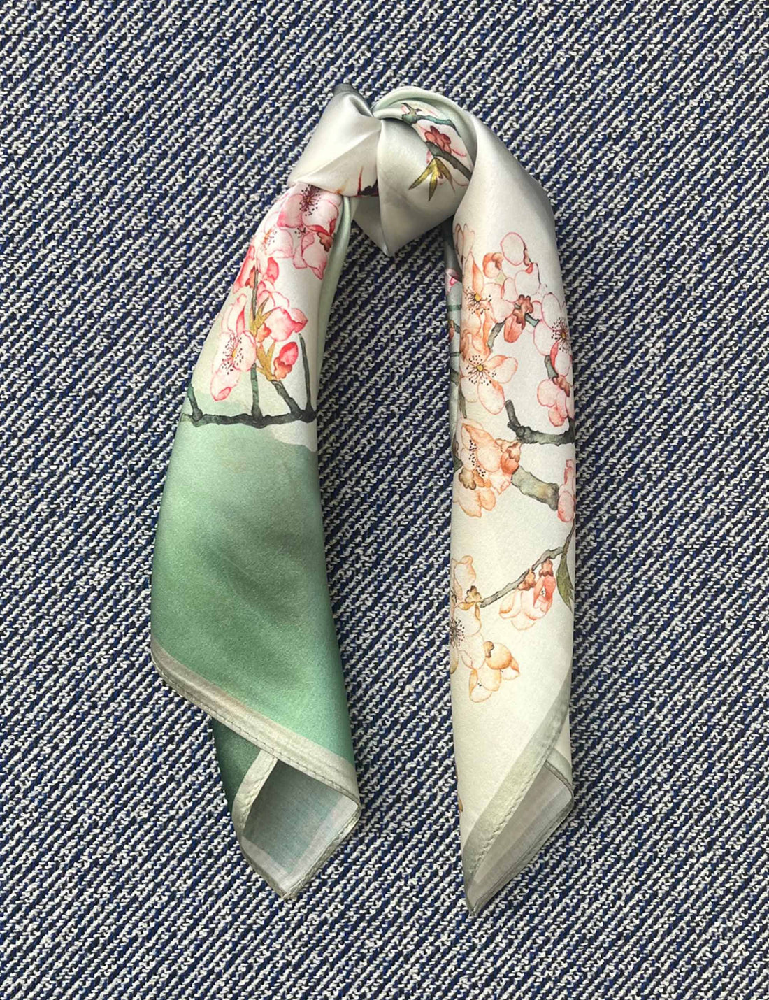 Silk scarf light green/rose japanese flower