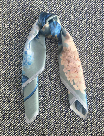 Silk scarf grey blue/rose hortensia