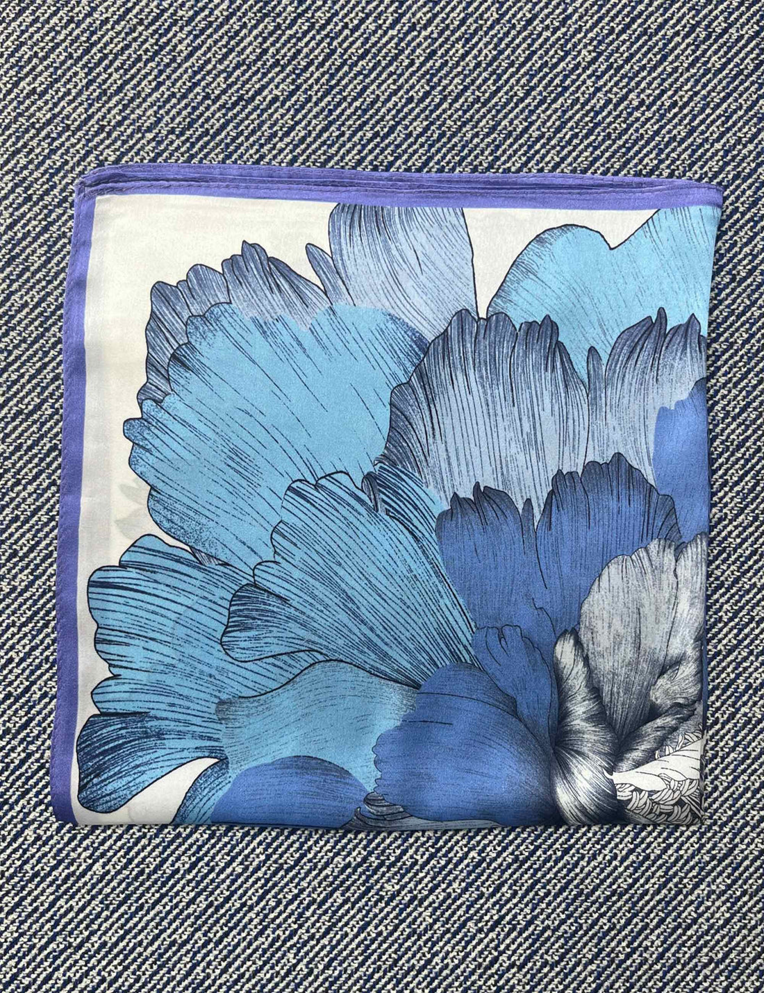 Silk scarf purple/blue flower