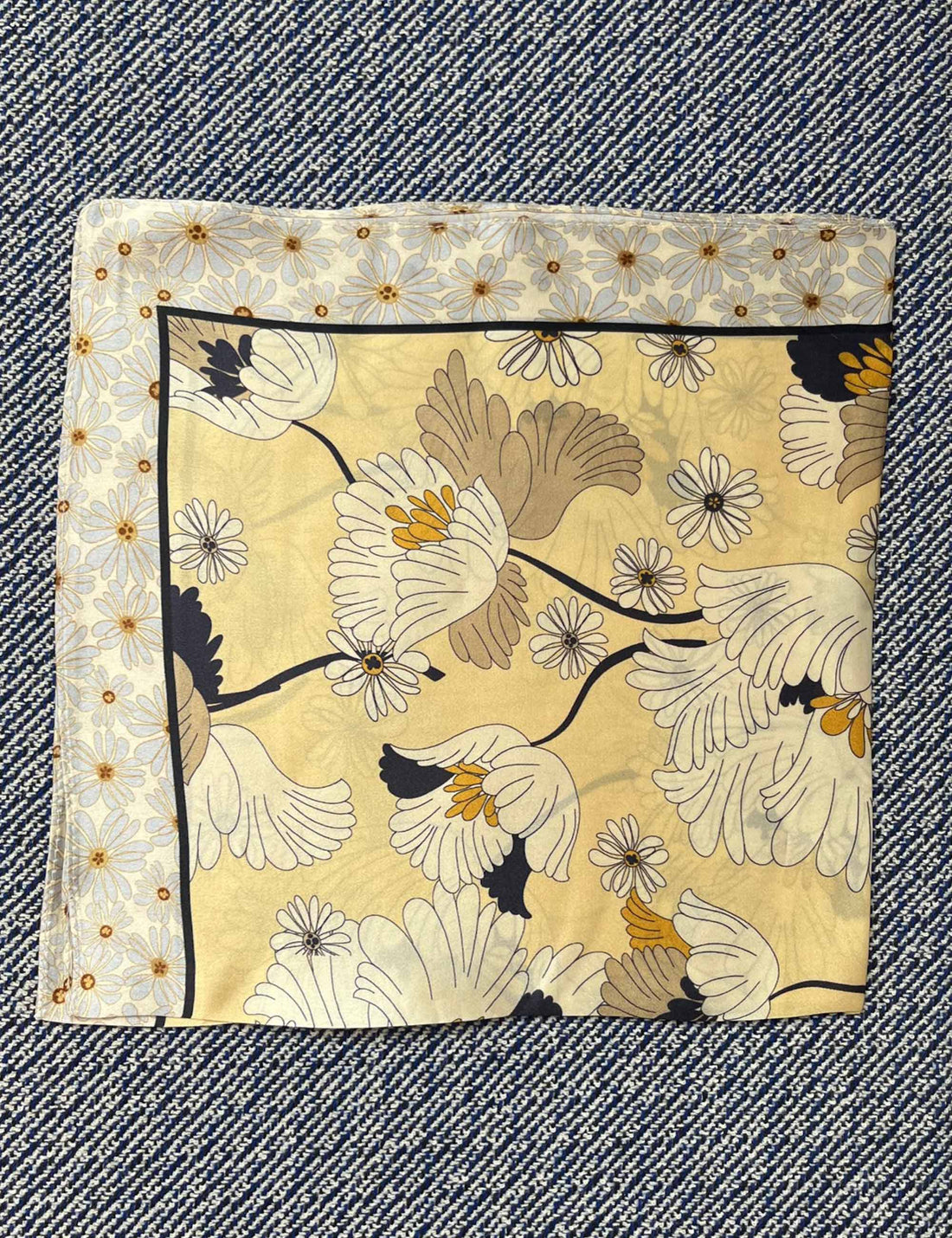 Silk scarf light yellow/cream/beige flowers