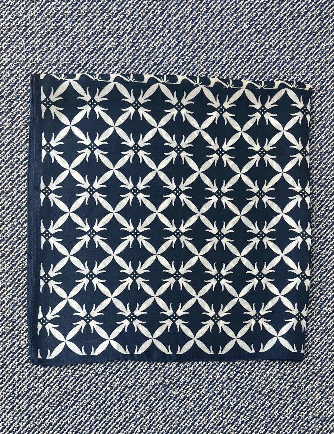 Silk scarf navy/cream graphic flowers