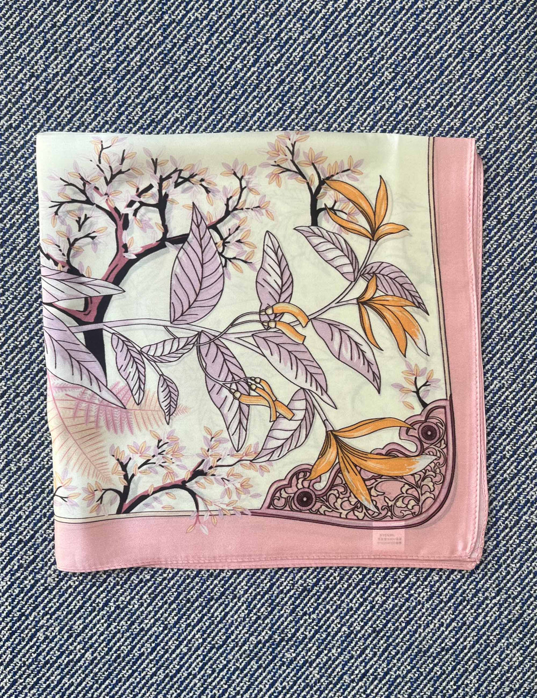Silk scarf cream/rose/yellow flower