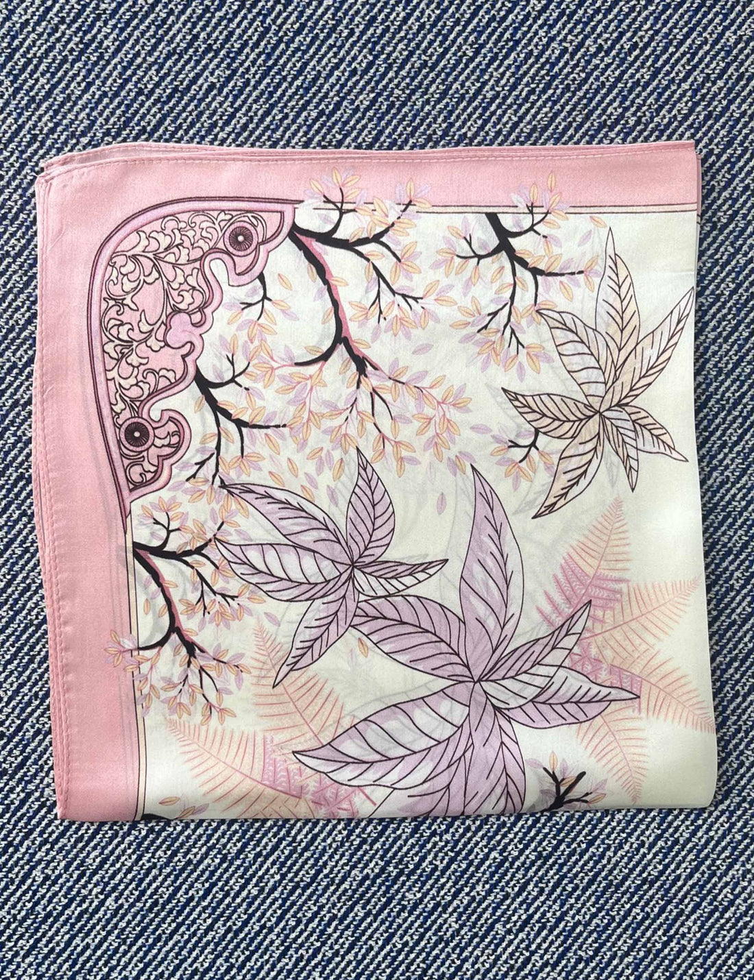 Silk scarf cream/rose/yellow flower