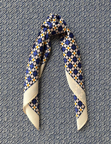 Silk scarf purple/yellow graphic