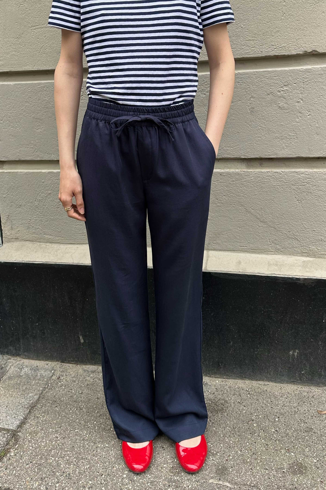 Thea pants navy