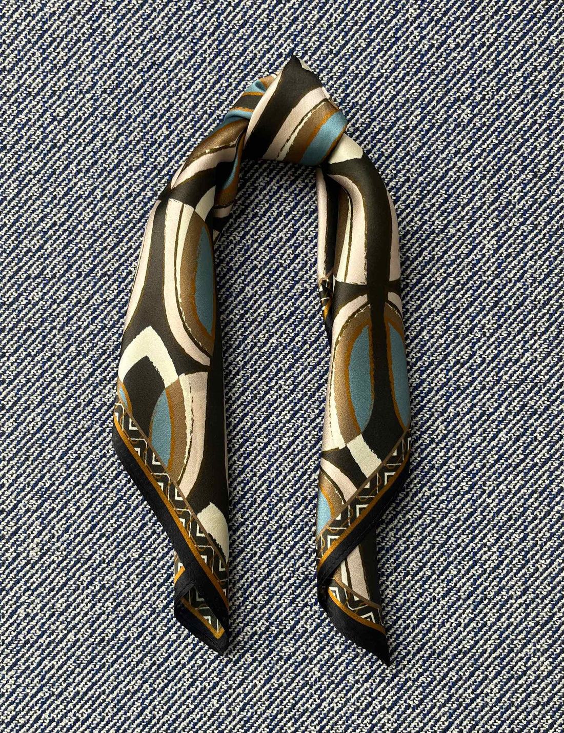 Silk scarf black/blue/rose graphic tulip