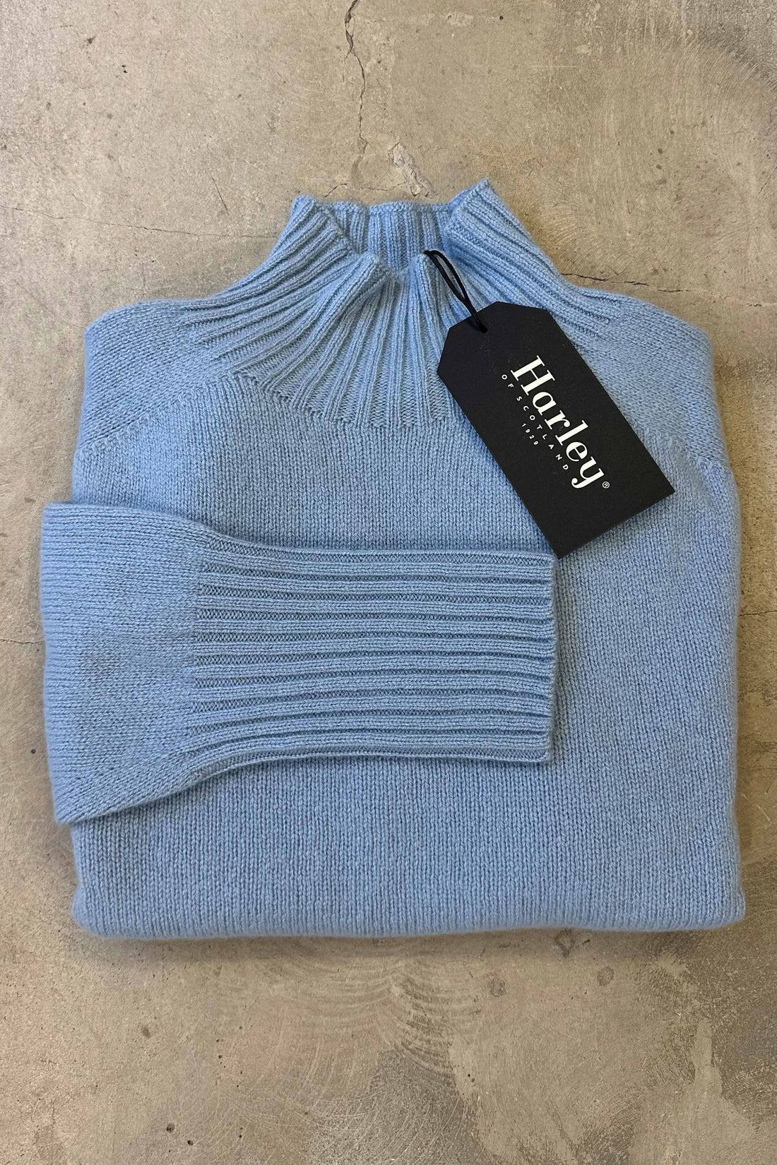 Superfine lambswool turtle neck dark brown