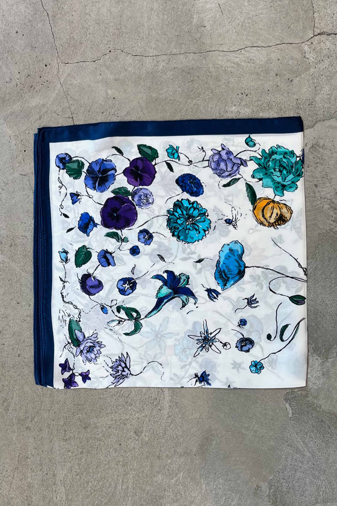 Silk scarf off white blue/purple flower