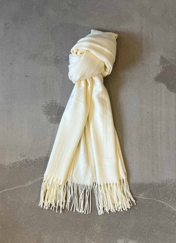 Viscose/ cashmere/ wool scarf off white